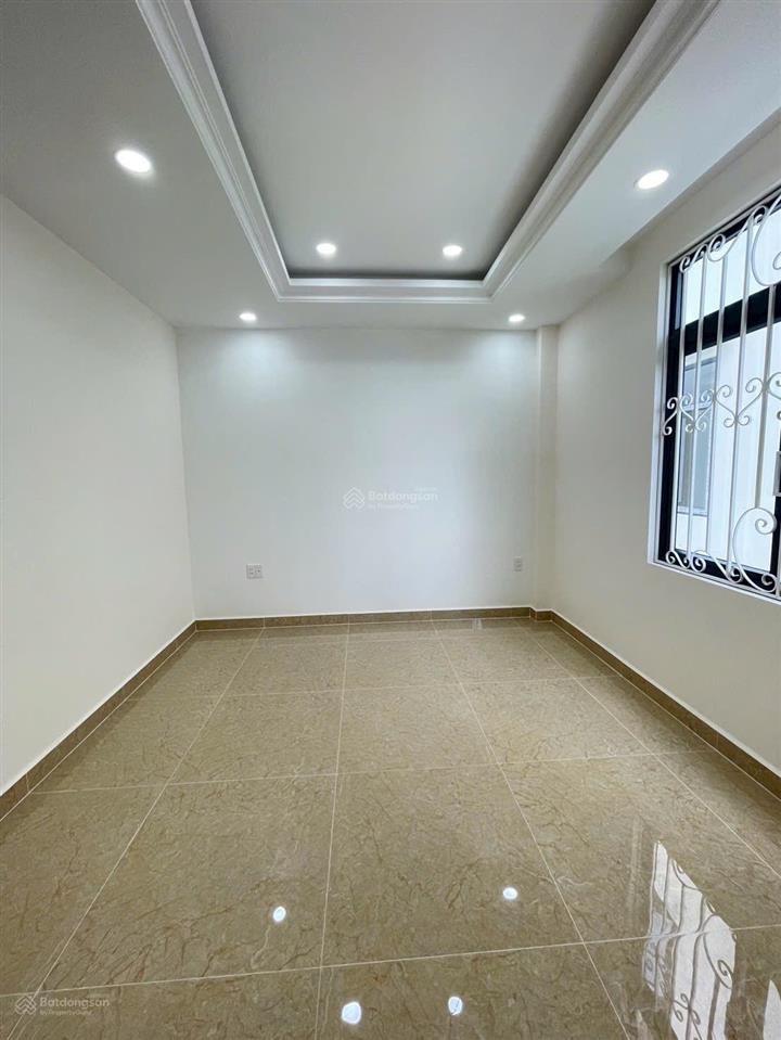 Siêu phẩm nhà cho thuê nguyên căn, giá chính chủ, khu dân trí cao