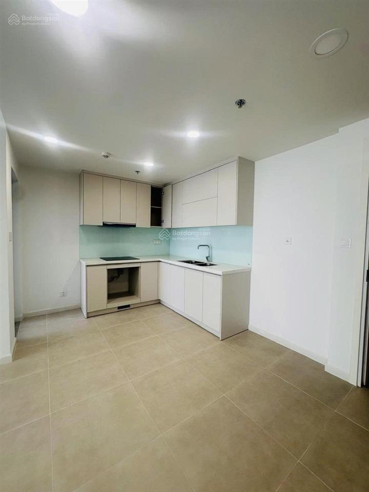 Chính chủ cần cho thuê căn 84m2 tháp a nhìn về quận 1