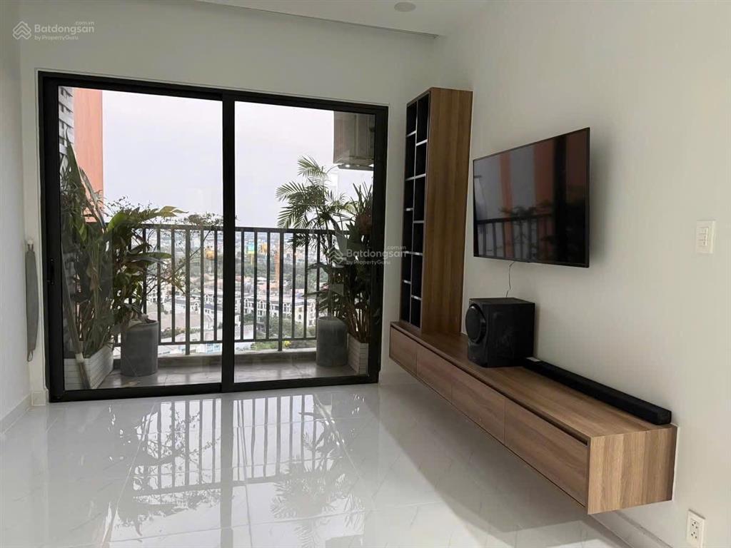 Hot căn 2pn safira đông nam view sông tầng đẹp full nội thất đẹp, giá 4,5 quá tốt so với mặt bằng
