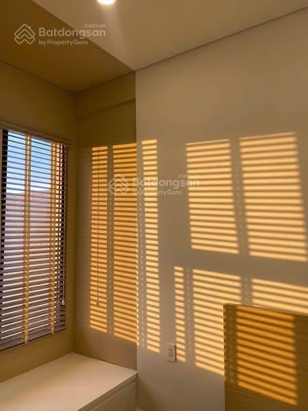 Hot căn 2pn safira đông nam view sông tầng đẹp full nội thất đẹp, giá 4,5 quá tốt so với mặt bằng