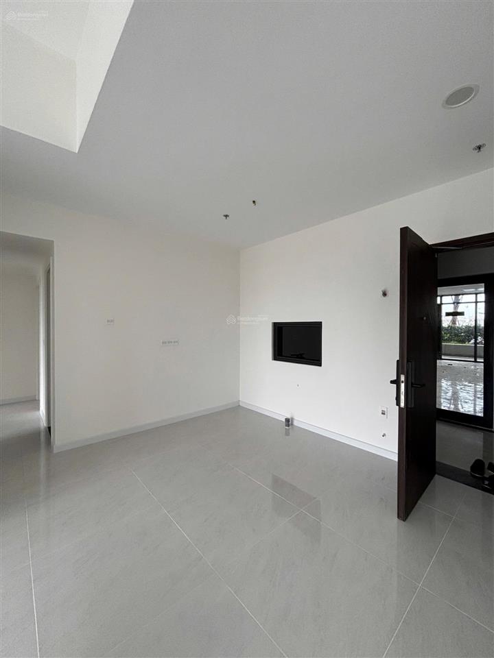 Xuất hiện căn 2pn victoria giá tốt thị trường 6,1 tỷ tầng cao thoáng nhìn ra sông