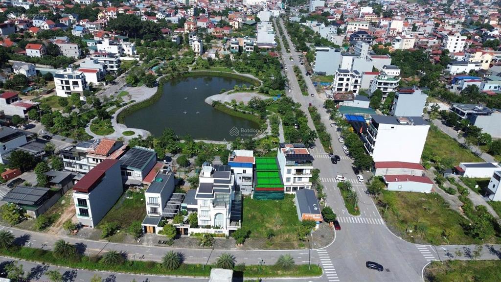 Bán gấp lô 100m2 hướng nam trục 29m sau hồ điều hòa lk24 3 giá tốt 47** triệu