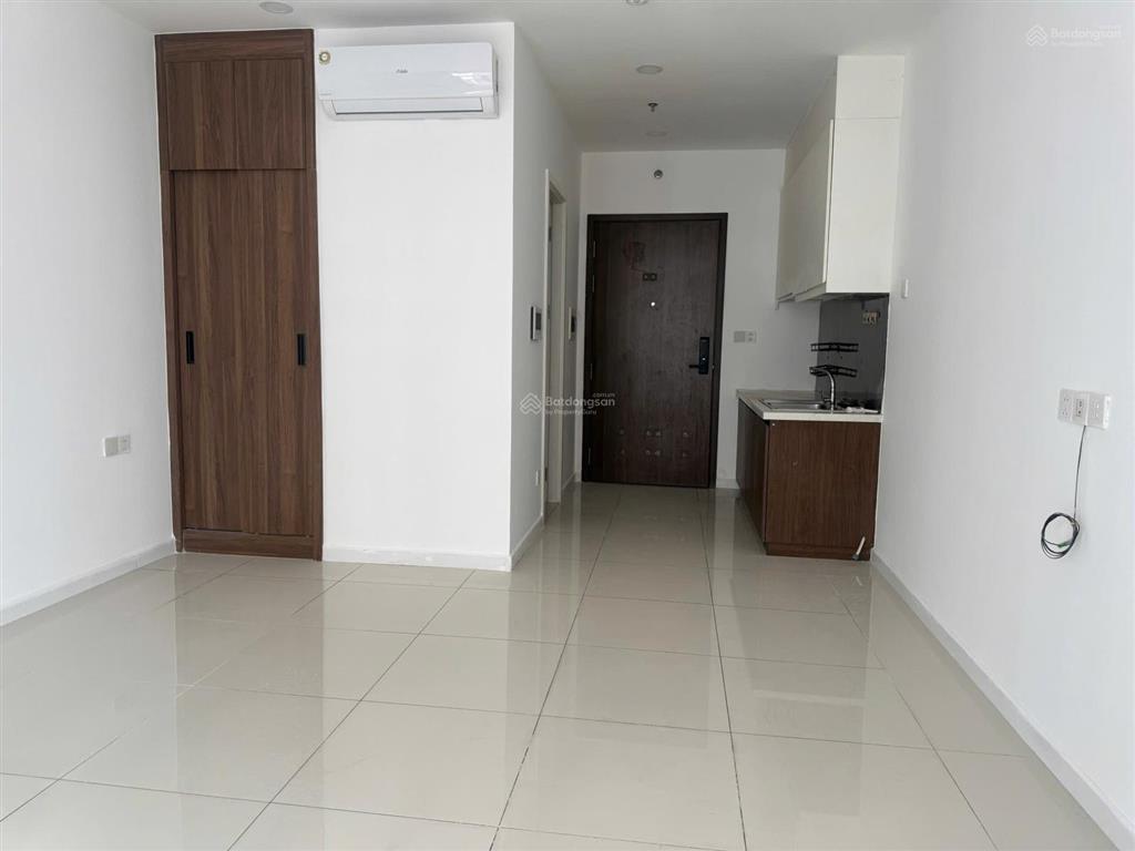 Hàng hiếm tại central premium, 2,1 tỷ, 31m2, 1pn, 1wc, cơ bản