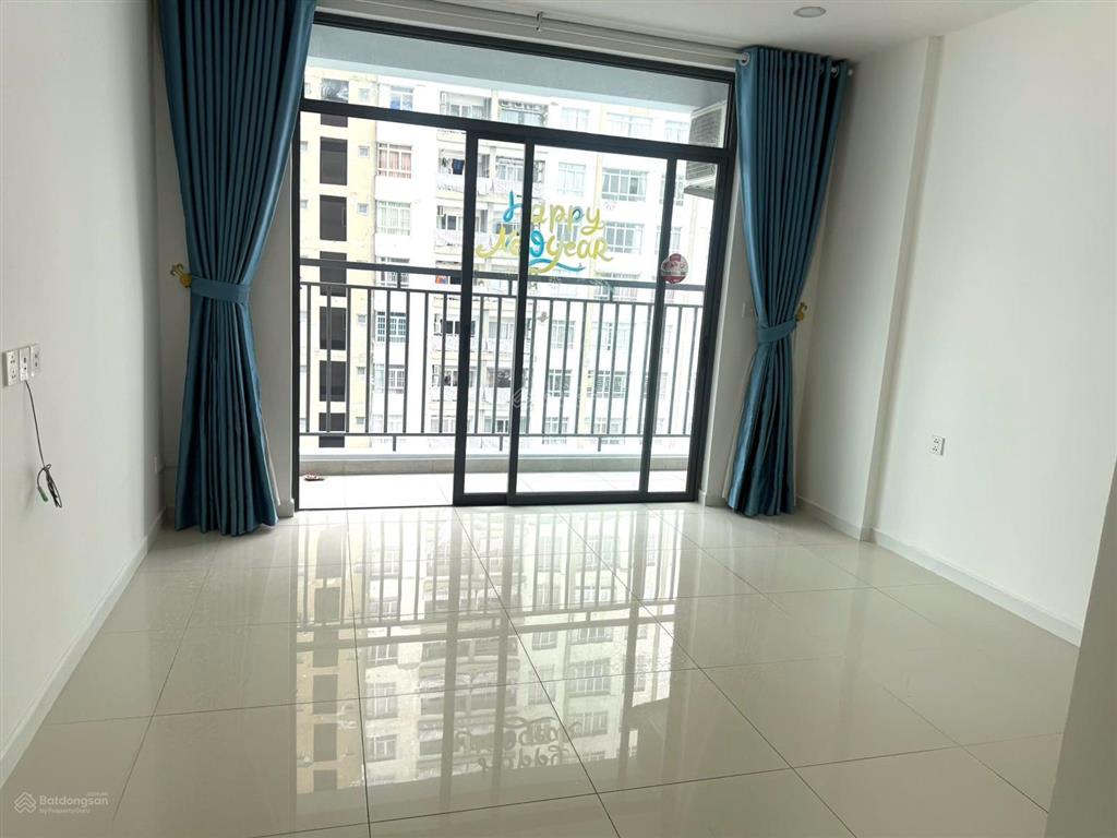 Hàng hiếm tại central premium, 2,1 tỷ, 31m2, 1pn, 1wc, cơ bản