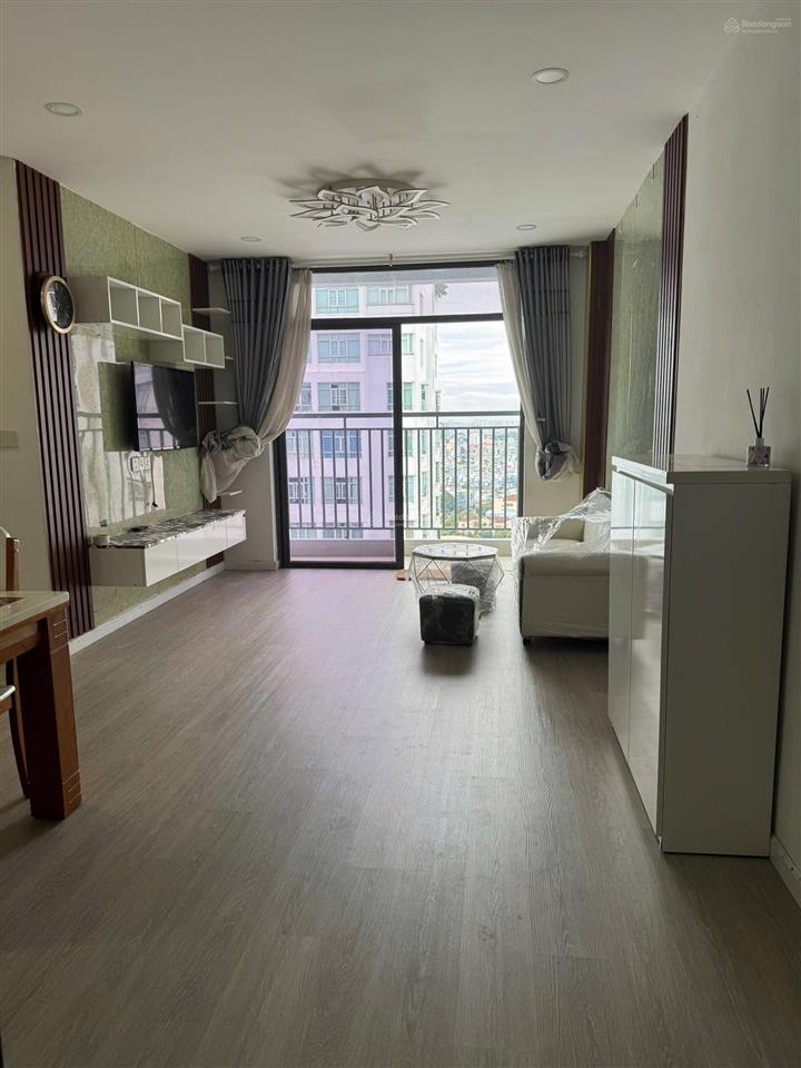 Cho thuê căn hộ central premium, 15 triệu vnd, 70m2, 2pn, 2wc, đầy đủ nội thất, gấp!