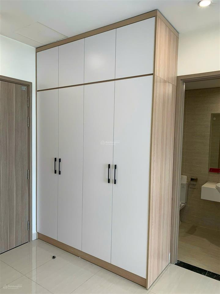 Rẻ vô địch  cho thuê căn hộ full gỗ tại vinhomes smart city, giá 6 triệu/tháng.  0372 135 ***
