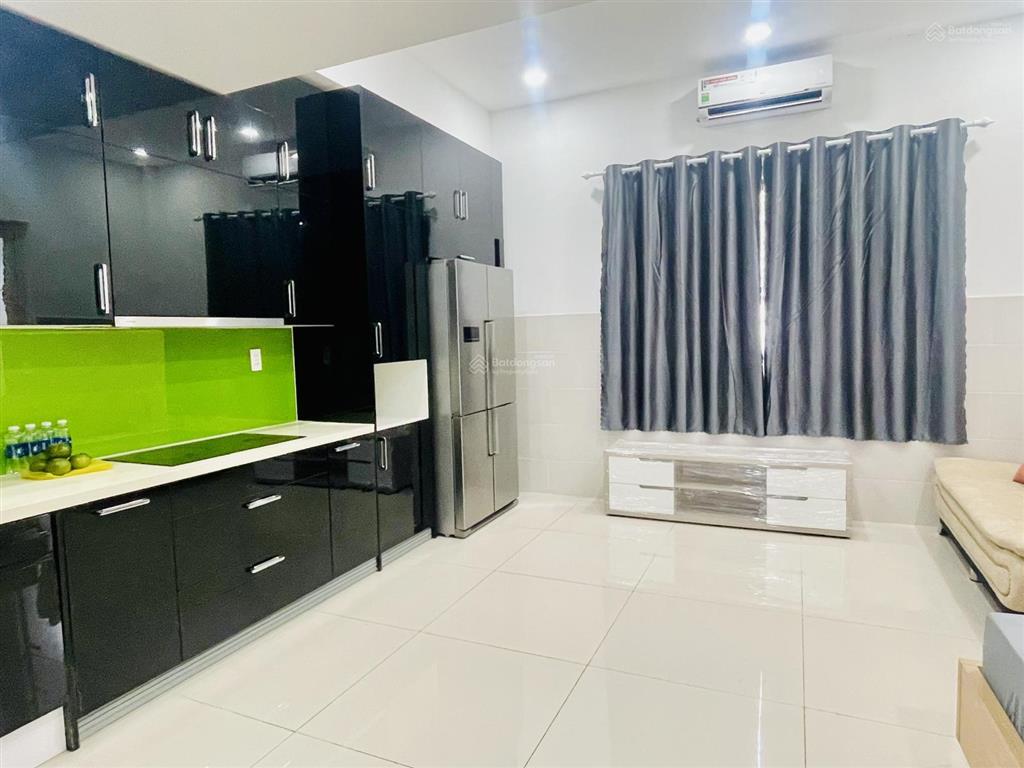 Cho thuê phòng mới đẹp trong vạn phúc city, full nội thất hiện đại, thang máy