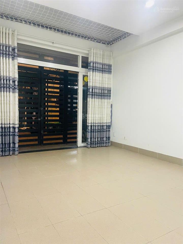 Cho thuê phòng full nội thất, 2 cửa sổ lớn gần đại học luật, gigamall, vạn phúc