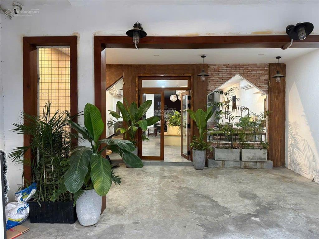 Sang nhượng quán cafe khu bàn cờ tttp  mặt tiền đường trần nguyên hãn nha trang