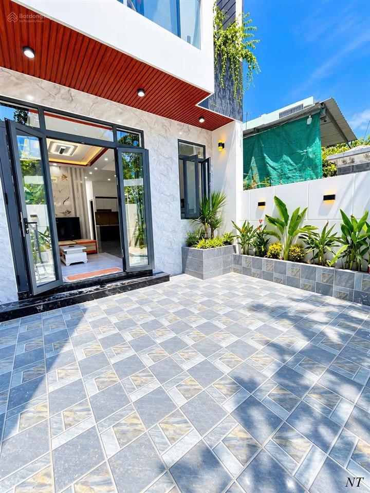 Nhà đẹp diên an 3pn  giá 2tỷ750