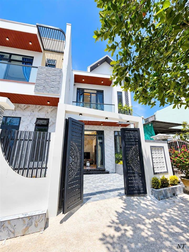 Nhà đẹp diên an 3pn  giá 2tỷ750