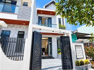Nhà đẹp diên an 3pn  giá 2tỷ750