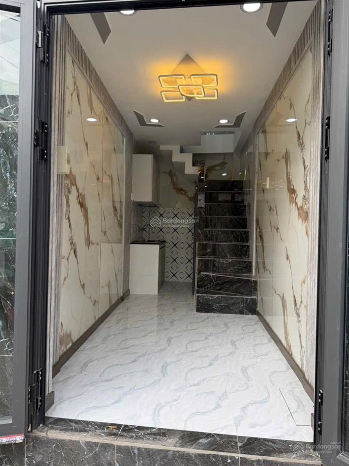 Hẻm 675 trần xuân soạn, p. tân hưng  dt 2.5 x 5m  kết cấu 1 trệt 1 lầu + ban công