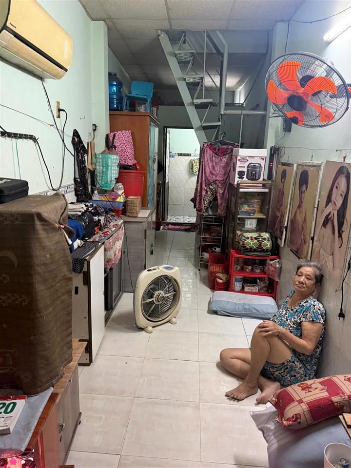 Nhà 20m2 (2pn) vị trí đẹp q7 hẻm 65 trần xuân soạn, p. tân thuận ngay chân thuận