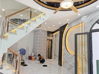 Nhà đẹp shr 31m2
giá chỉ 3 tỷ 290 hẻm lê văn lương, p. tân hưng, quận 7