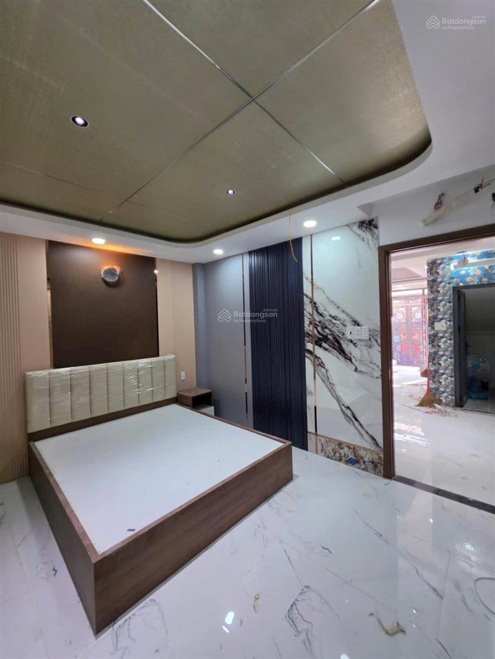 Hẻm 588 huỳnh tấn phát, quận 7