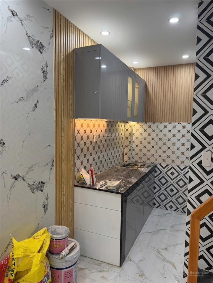 Nhà đẹp trung tâm q7 tp hcm  vị trí hẻm 65/ trần xuân soạn phường tân thuận quận 7 cũ tp hcm