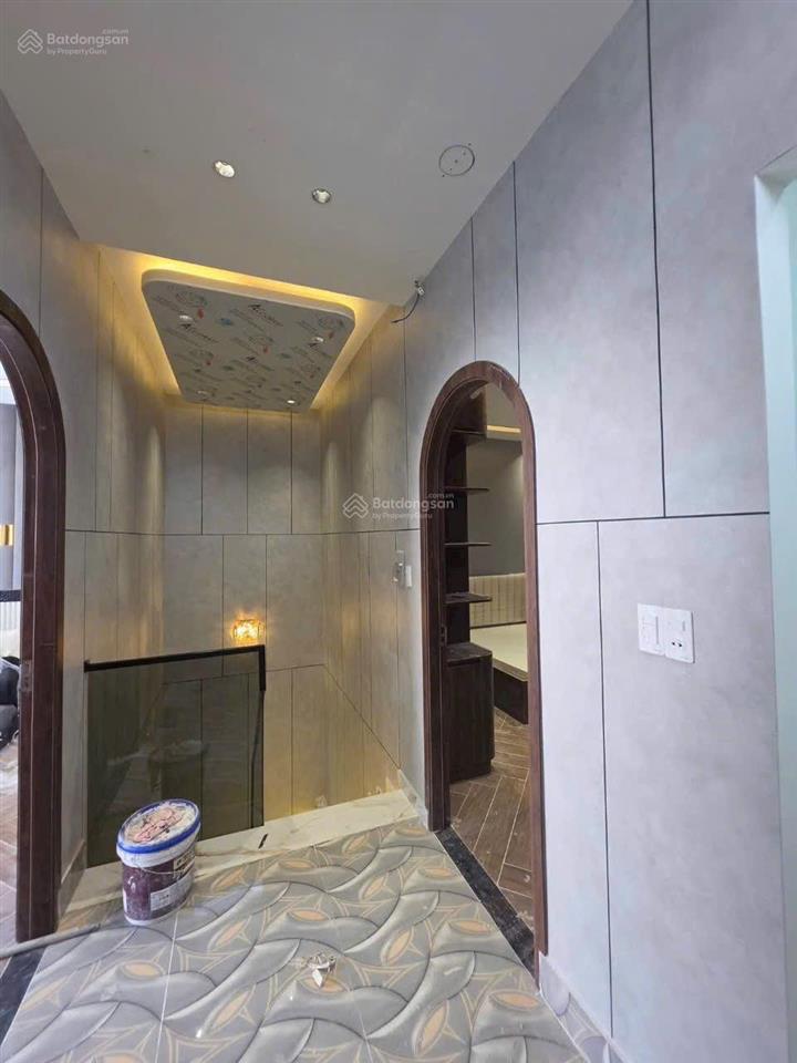 Chính chủ gửi bán căn nhà mới 100% tại hẻm 588 huỳnh tấn phát, quận 7.