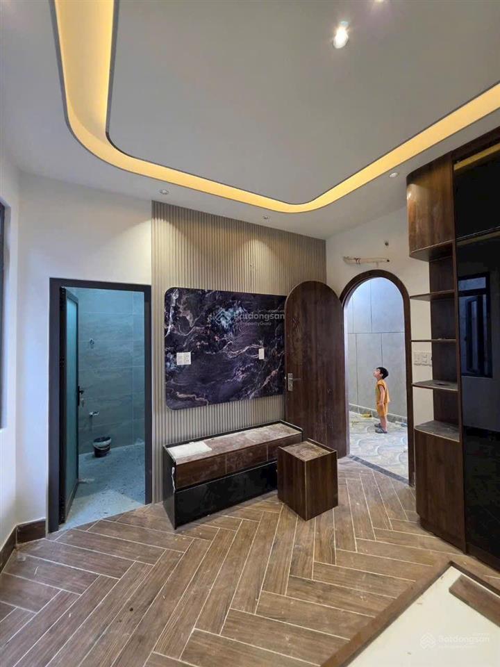 Chính chủ gửi bán căn nhà mới 100% tại hẻm 588 huỳnh tấn phát, quận 7.
