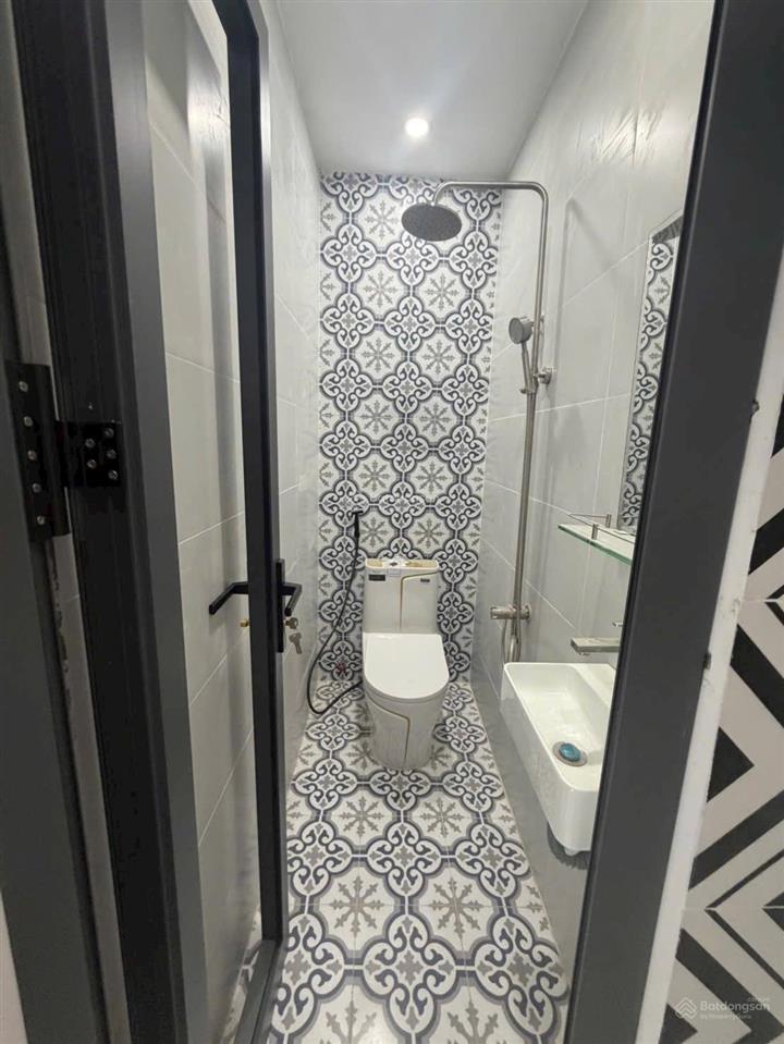 Địa chỉ hẻm đường huỳnh tấn phát, phường phú thuận, (quận 7 cũ), tp. hcm