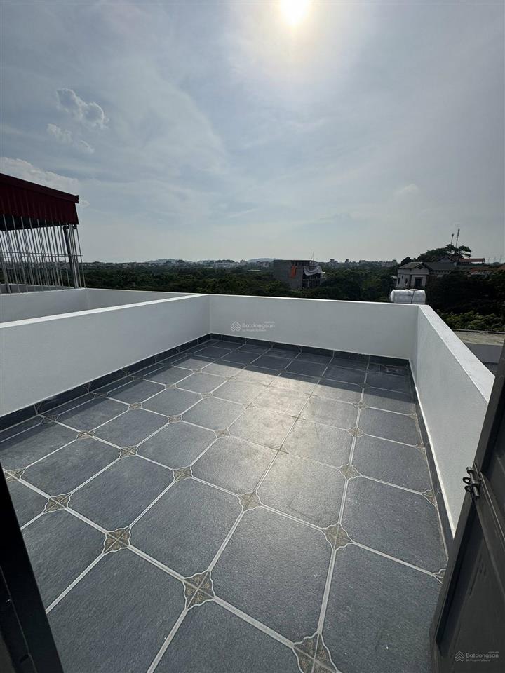 Giảm giá chào 300tr, nhà 40m2 4t 4pn gần trục quốc lộ 6, biên giang, gần trg đại học giá 3,25 tỷ