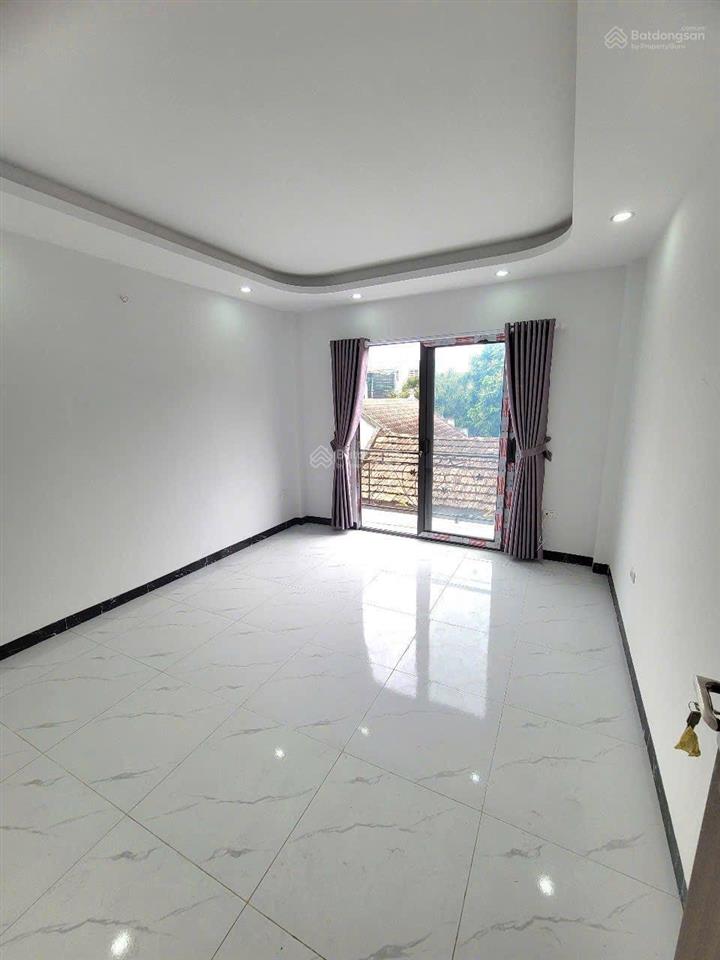 Bán nhà 40m2, 4 tầng, 4pn gần đh tdtt, cách bx yên nghĩa 3,5km, cho thuê tốt, giá đầu tư chỉ 3,3tỷ