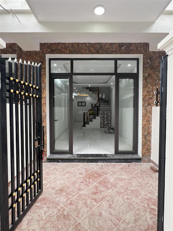 Nhà mới gần kđt đô nghĩa, yên nghĩa, trường phenikaa. dt 47m2, 4 tầng, sân cổng riêng 3,5 tỷ