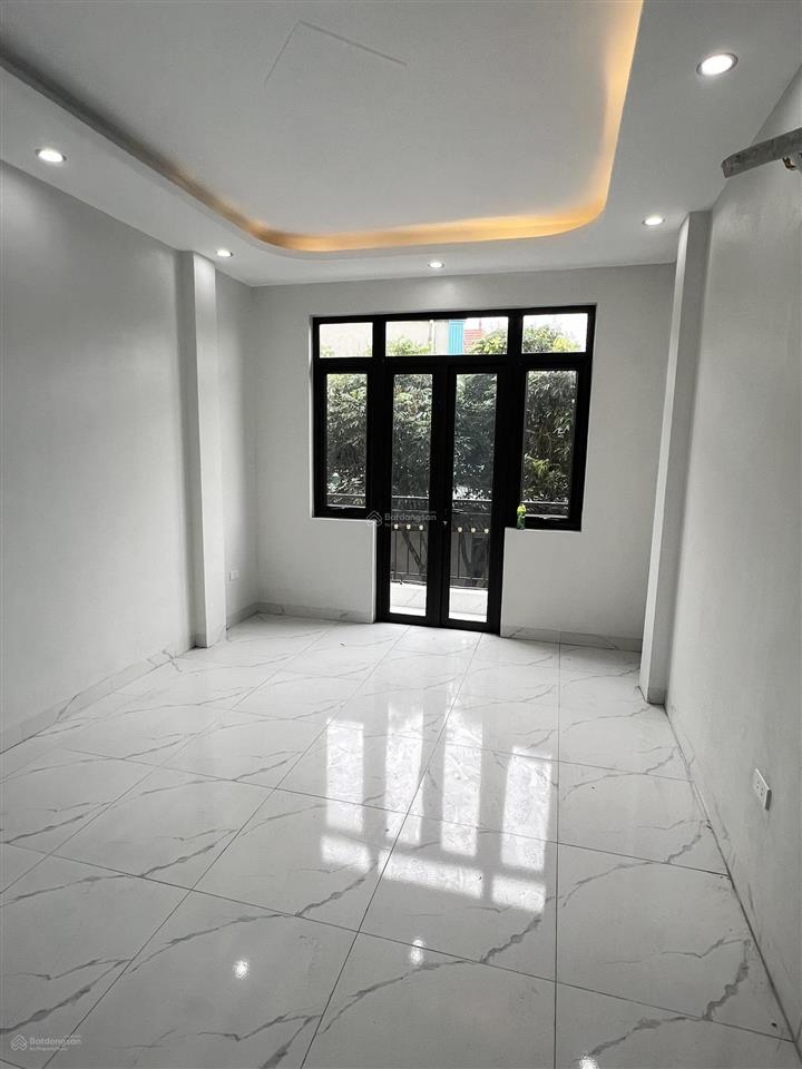 Nhà mới gần kđt đô nghĩa, yên nghĩa, trường phenikaa. dt 47m2, 4 tầng, sân cổng riêng 3,5 tỷ