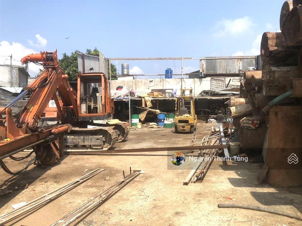 Mặt tiền kinh doanh đường 20m dương công khi, dt 570m2 (14 x 45), đất trống phù hợp kinh doanh.