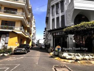 Khu vip phân lô  nhà 6 tầng có thang máy đường trần thị năm, 83m2, hẻm xe hơi 12m có vỉa hè 2 bên.