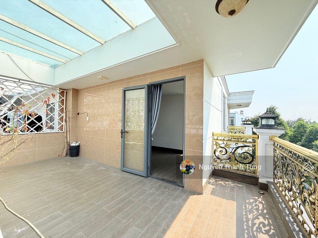 Siêu phẩm biệt thự 4 tầng lô góc khu dân cư hiệp thành, diện tích 146m2, ngang 8m, không lộ giới.