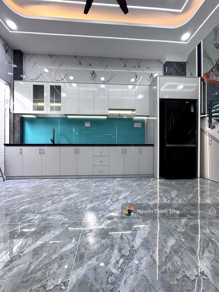 Nhà mới đẹp ở ngay 4 tầng đường hiệp thành 13, diện tích 59m2 (4 x 15), hẻm 5m xe hơi vào nhà.