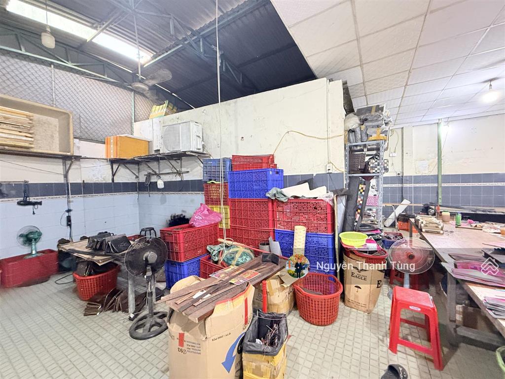 Mặt tiền 2 tầng đường 8m thới an 4  diện tích 228m2, ngang 8.5m nở hậu 9.3m gần cầu vượt tân thới