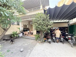 Mặt tiền 2 tầng đường 8m thới an 4  diện tích 228m2, ngang 8.5m nở hậu 9.3m gần cầu vượt tân thới