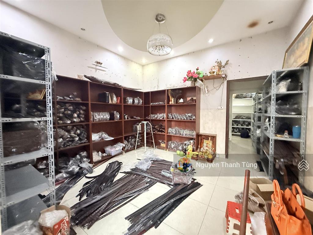 Mặt tiền 2 tầng đường 8m thới an 4  diện tích 228m2, ngang 8.5m nở hậu 9.3m gần cầu vượt tân thới