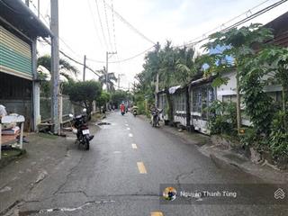 Gấp bán  nhà cấp 4 mặt tiền đường an phú đông 3, diện tích 300m2, ngang gần 9m, đường nhựa 10m.