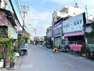 Gấp bán  căn hộ dịch vụ 6 tầng  mặt tiền đường 551 lê văn khương, dt 93m2, ngang 6.5m, 14 phòng.