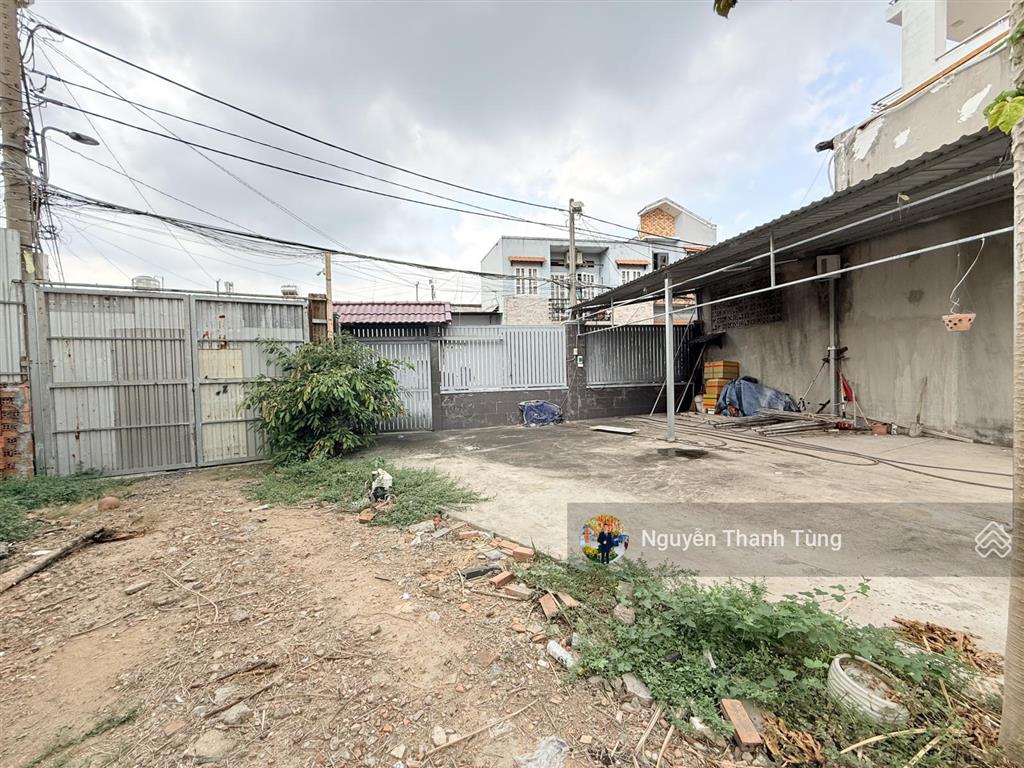 Lô đất thổ cư đường trường chinh, đông hưng thuận  diện tích 568m2, ngang 18m, nở hậu 30m, hẻm 6m.