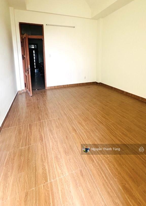 Mặt tiền 3 tầng kinh doanh đa ngành đường dương thị mười, trung mỹ tây, dt 108m2, đường nhựa 20m.