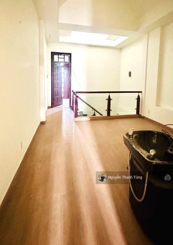 Mặt tiền 3 tầng kinh doanh đa ngành đường dương thị mười, trung mỹ tây, dt 108m2, đường nhựa 20m.