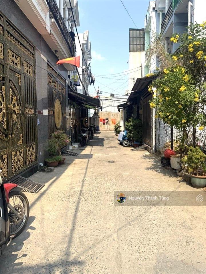 Giá đầu tư  lô đất thổ cư hơn 525m2, ngang 5m nở hậu 21m, hẻm 5m thông đường tân thới hiệp 13.