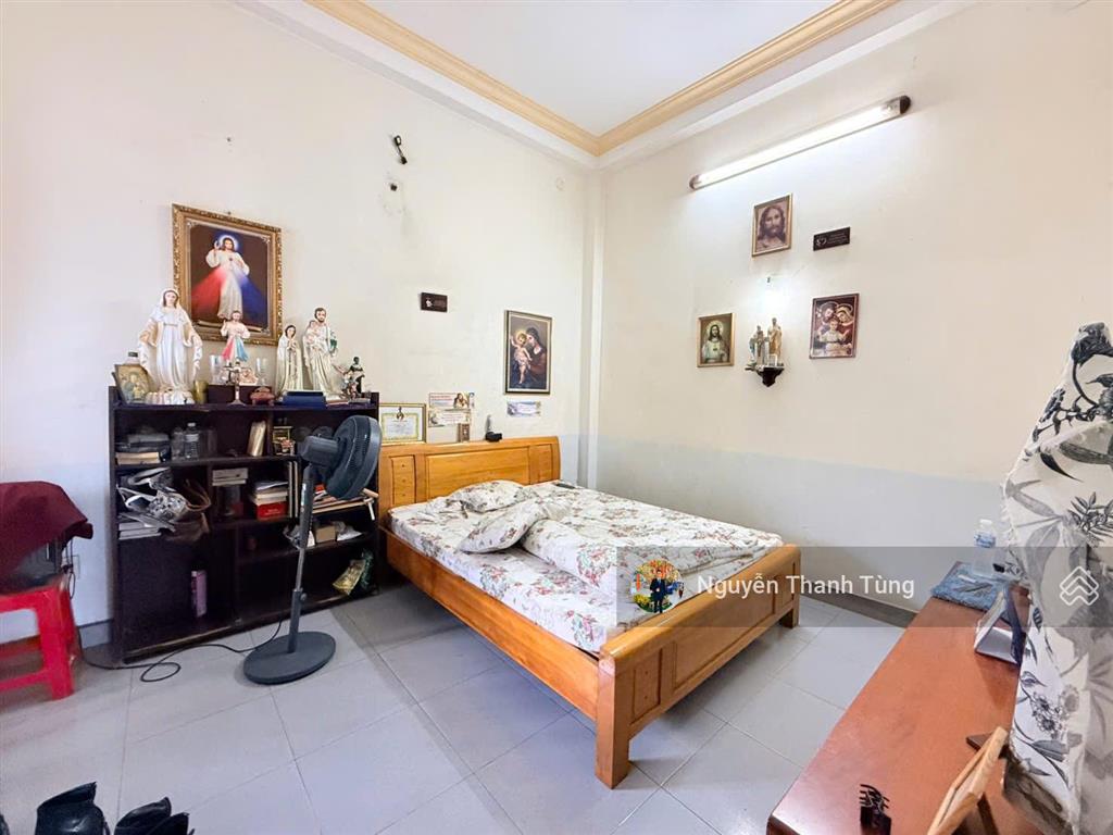 Vị trí hiếm  nhà 3 tầng 1/ đường nguyễn văn lượng, gò vấp  dtsd 354m2, ngang 12m, hẻm 6m thông