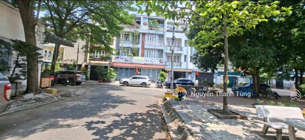 Siêu phẩm 4 tầng mặt tiền kdc phú nhuận, đường lê thị riêng, quận 12, diện tích 100m², ngang 5m.