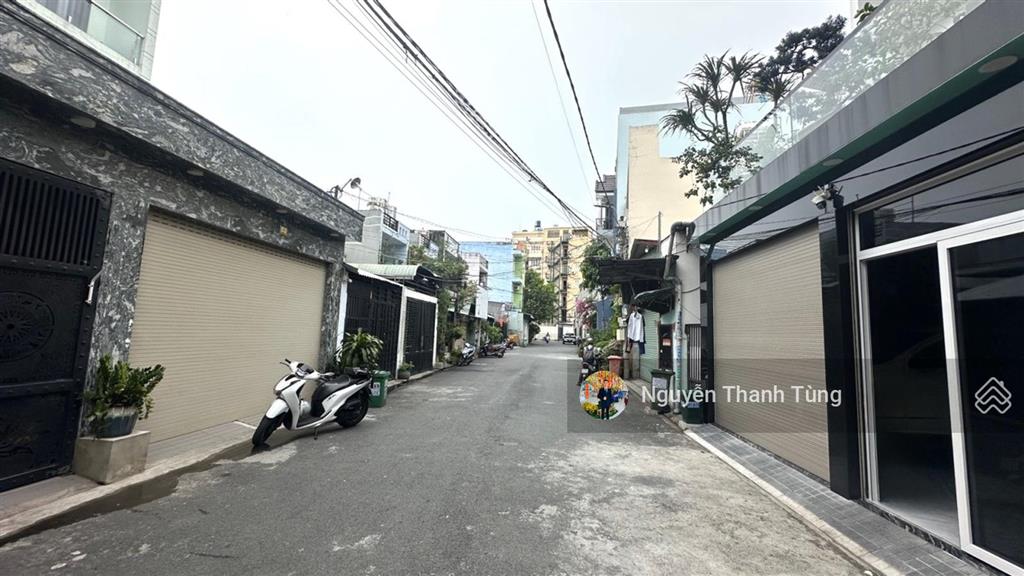 Siêu phẩm 4 tầng hơn 240m2, ngang 8m đường trung mỹ tây 17, q12, đường nhựa 12m, nội thất cao cấp.
