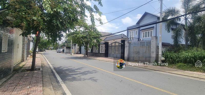 Bán lô đất thổ cư gần 500m2 mặt tiền đường nguyễn thị sáu, ngang 6m nở hậu, ngay trung tâm hóc môn