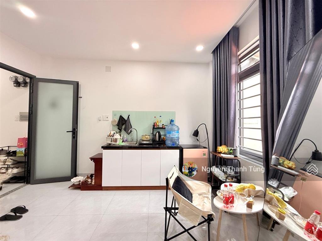 Nhà 4 tầng khu dân cư tân tiến, tân thới hiệp, quận 12, dt 100m2, ngang 5m hiếm, sẵn dòng tiền.