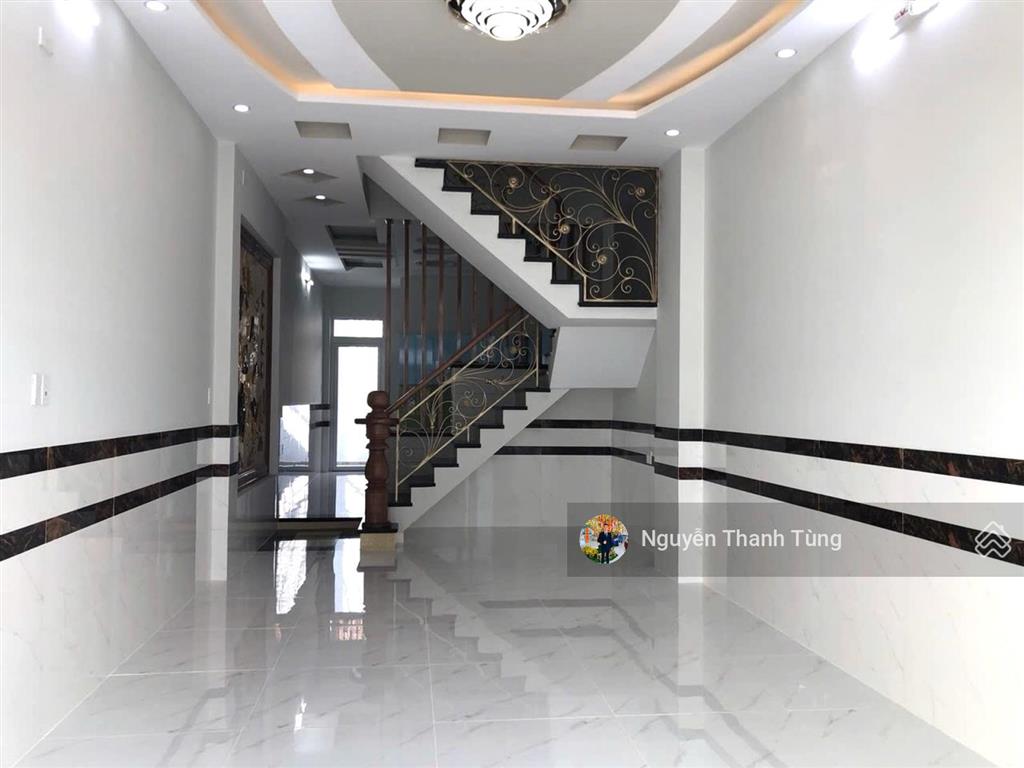 Gấp  nhà 4 tầng hẻm xe hơi 6m 1/ ngắn đường lê văn khương, quận 12, dt 100m2, gần chung cư võ đình