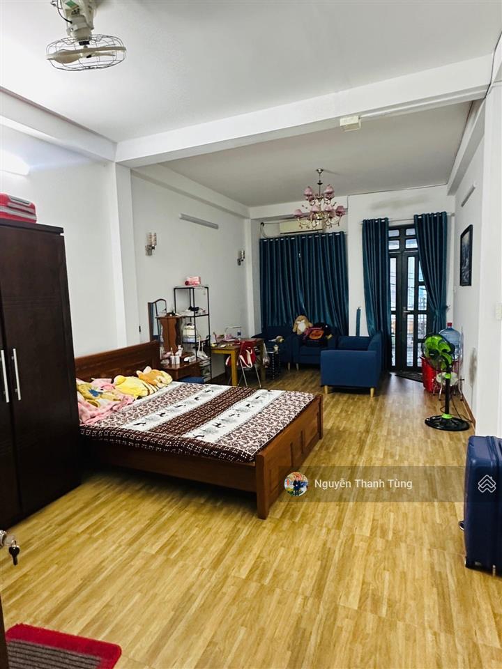 Gấp bán  mặt tiền kinh doanh 3 tầng đường 8m nhánh lê thị riêng, quận 12, dt 88m2, xe hơi ngủ nhà.