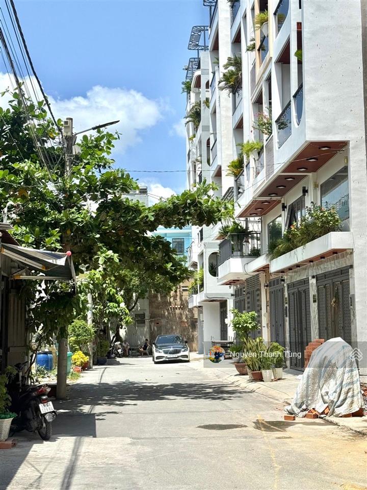 Siêu phẩm 5 tầng có thang máy tân chánh hiệp 13, quận 12, dt 100m2, ngang 5m hiếm, nội thất cao cấp