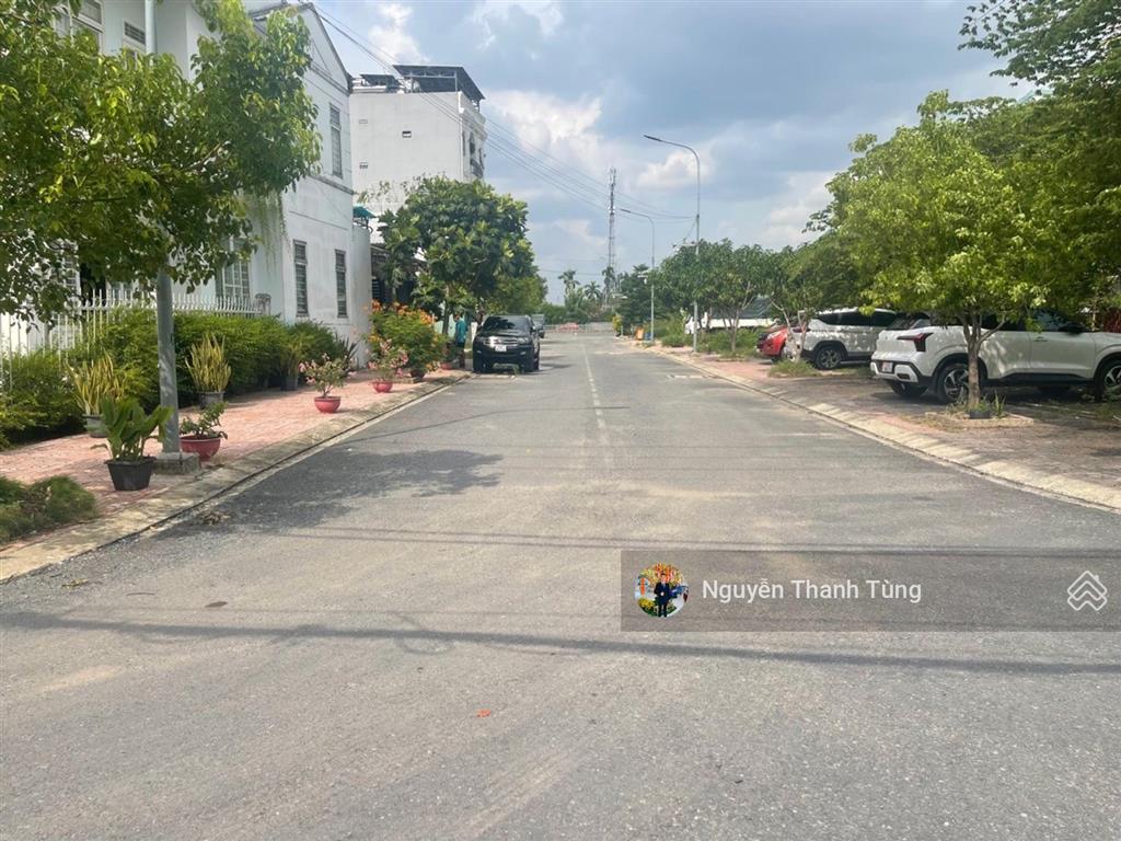 Lô đất thổ cư gần 400m2, ngang 10m hẻm xe tải gần mặt tiền nguyễn thị nhuần, an phú đông, đất trống